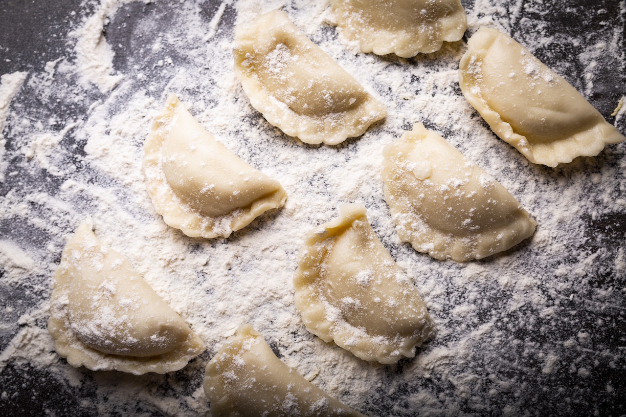 Jaka mąka na pierogi? Podpowiadamy, jaki typ mąki na pierogi wybrać