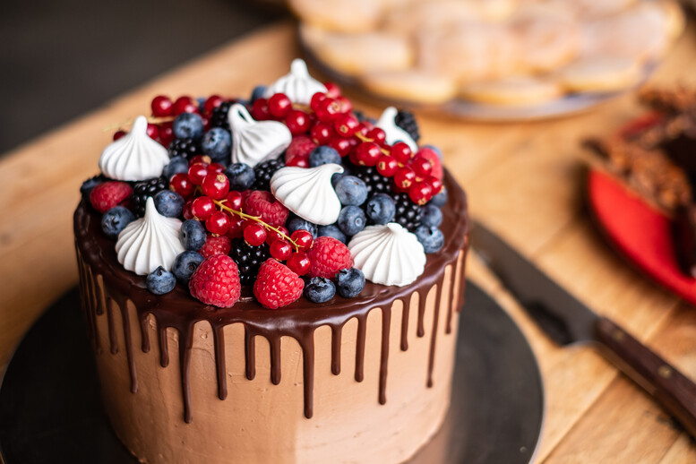 Jak zrobić drip na tort? 