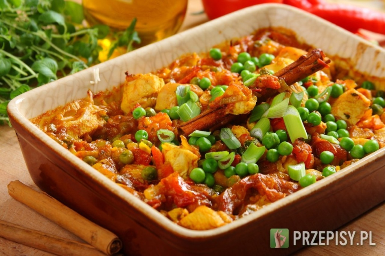 Kulinarne podróże dookoła świata. Indyjskie curry i węgierski bogracz.