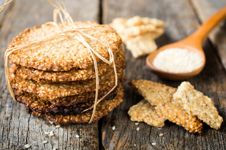 Jak zrobić sezamki w domu – klasyczne lub bez cukru?