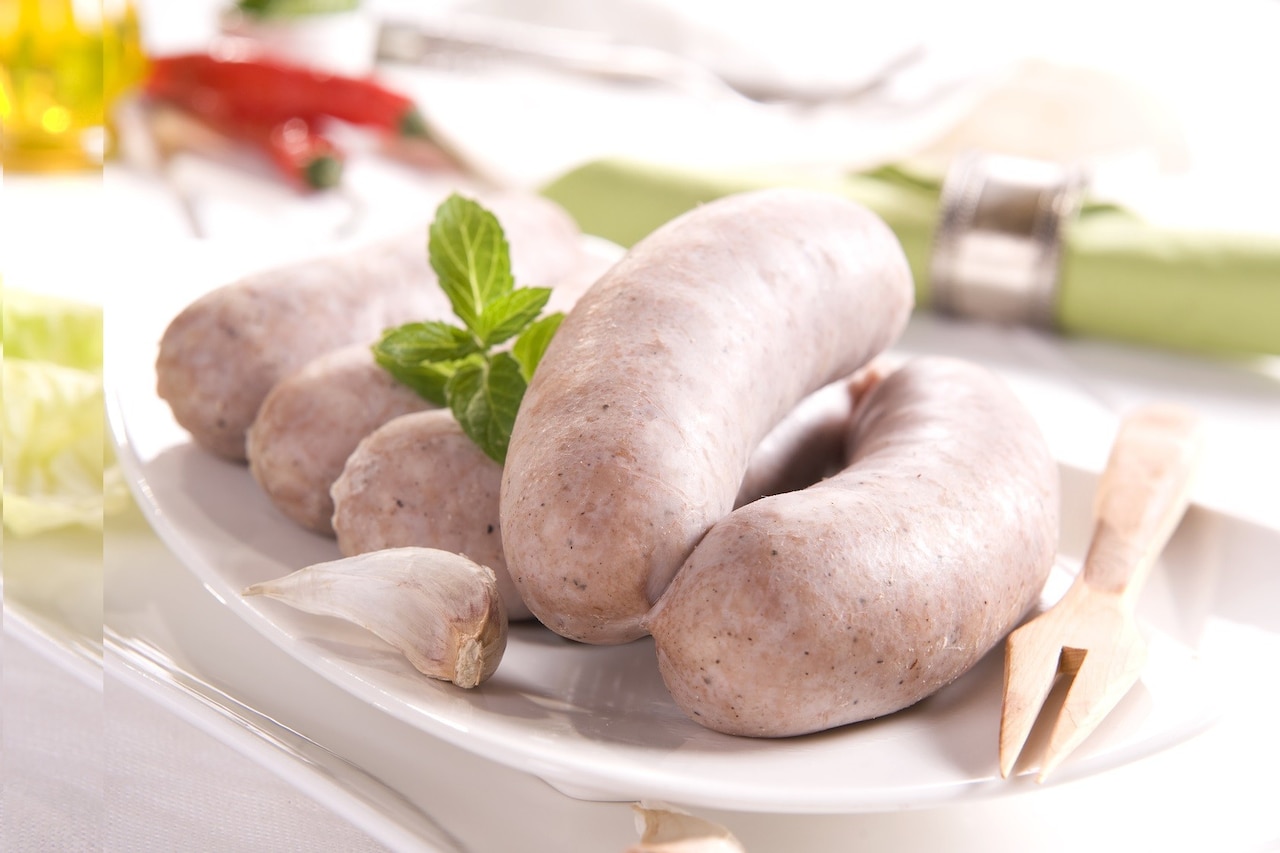 Jak gotować białą kiełbasę?