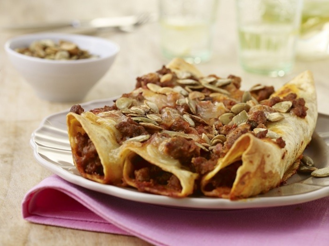 Zawijamy tortille, czyli czym różnią się burrito, chimichunga, qusadilla i inne. 