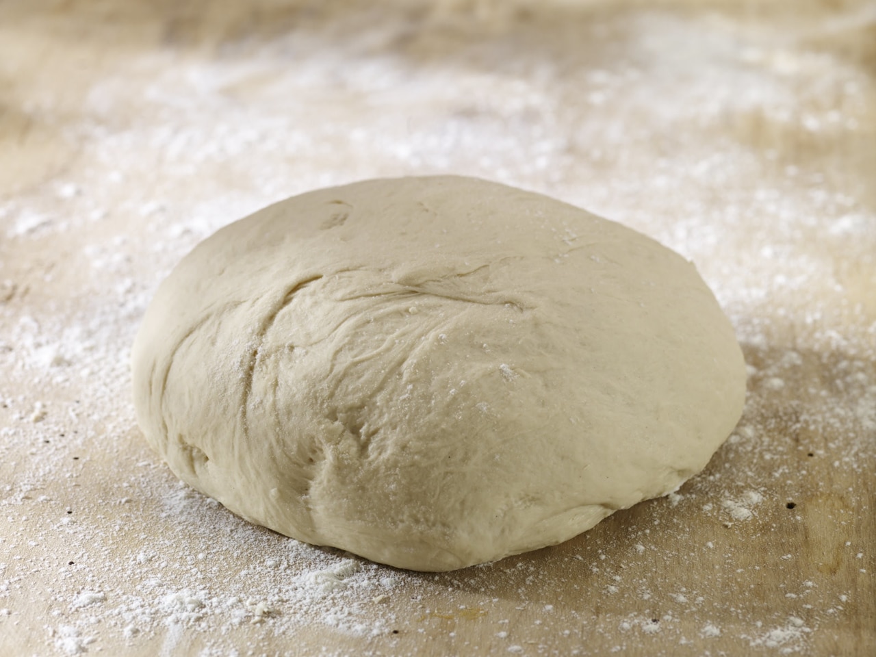 Idealne ciasto na pizzę. Na co warto zwrócić uwagę. 