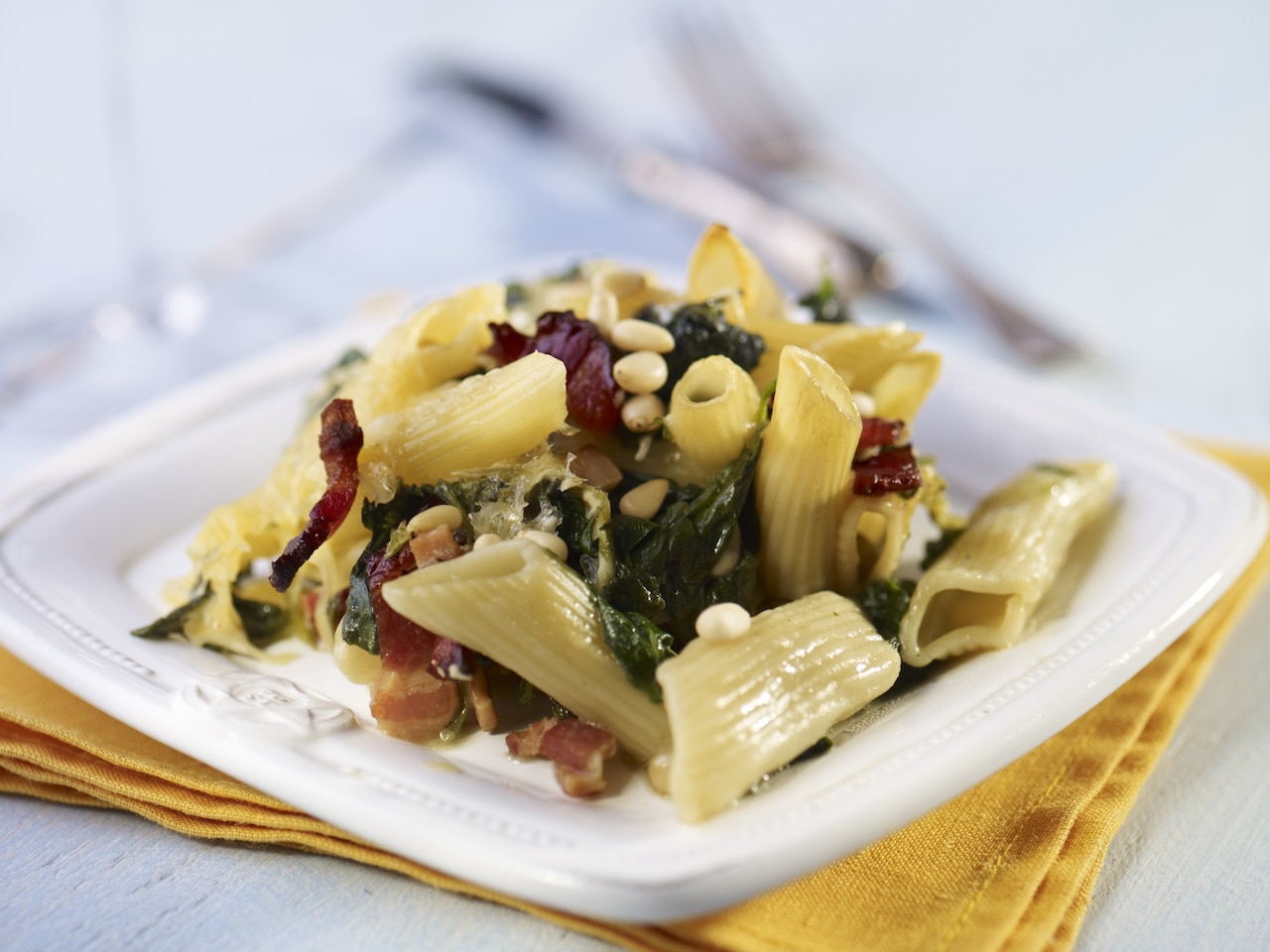 Szpinak w potrawach na ciepło