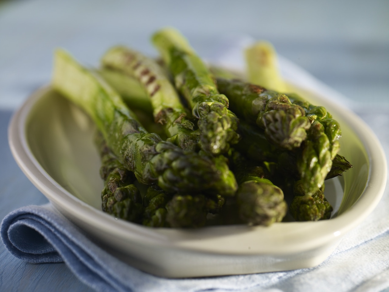 Szparag, warzywo szlachetne