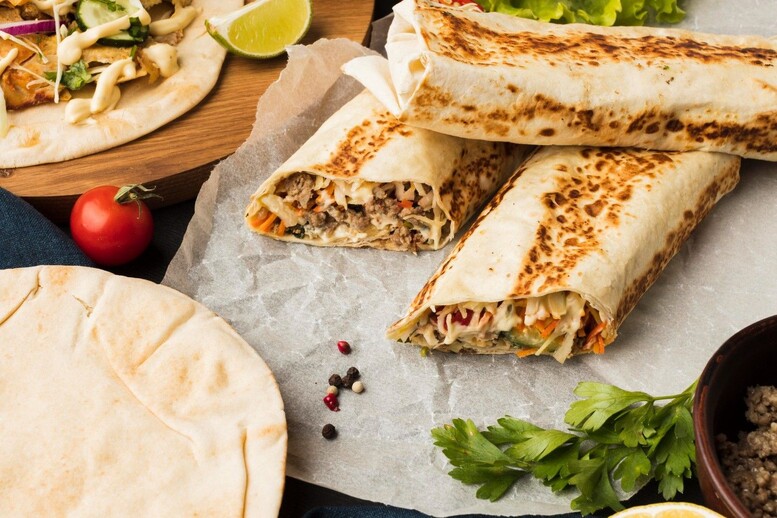 Lawasz a pita – czym się różnią? Co lepsze?