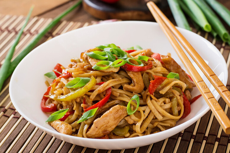 Mie goreng – przepis na indonezyjski makaron