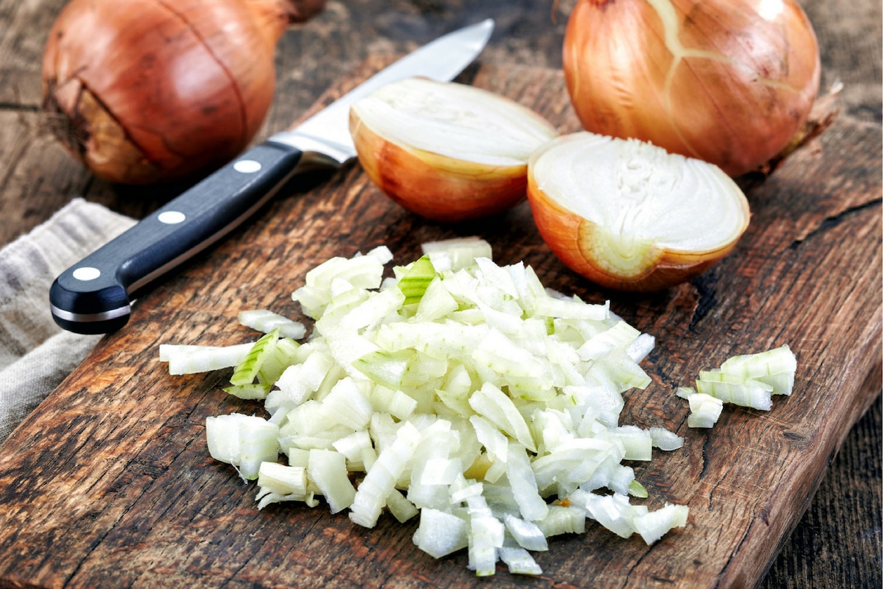 Jak kroić cebulę?