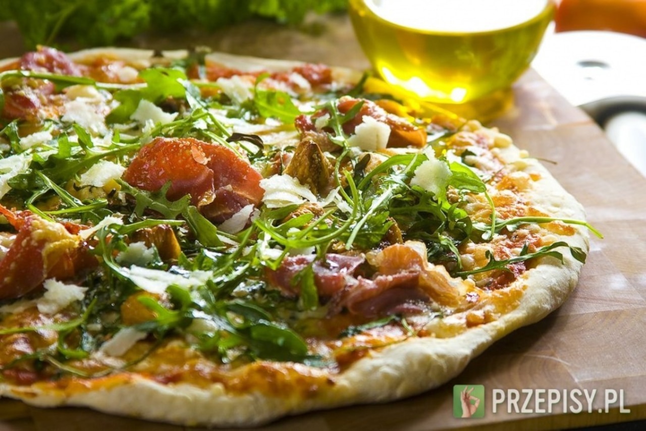 Talerz włoskich wędlin i mięs