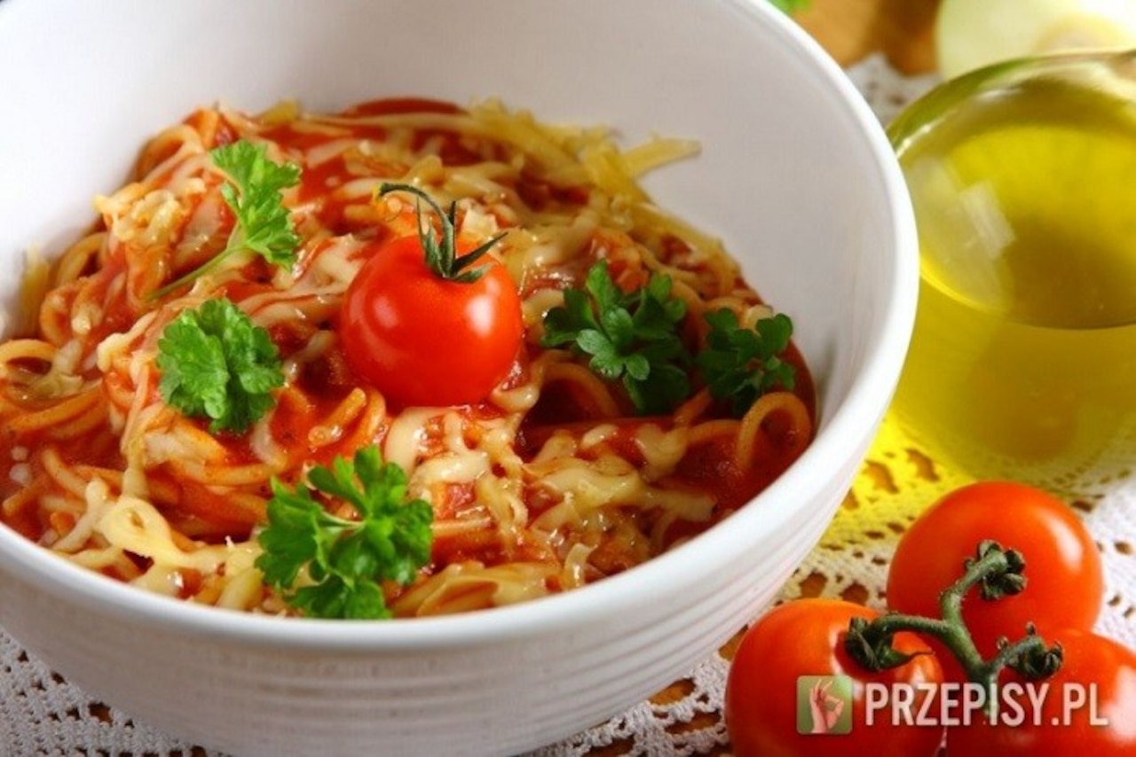 Makaron i pomidory – małżeństwo idealne
