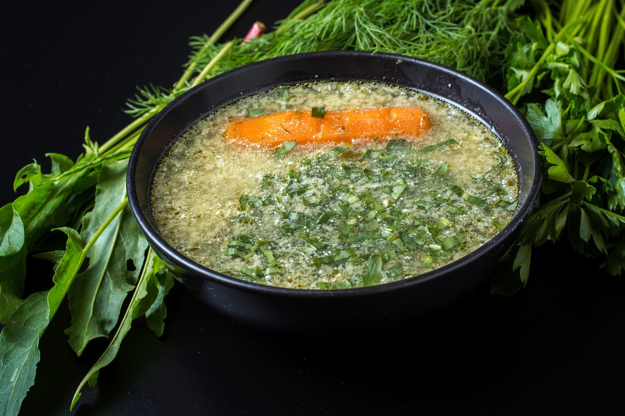 Jak zrobić szczaw na zimę? Jak przechowywać?