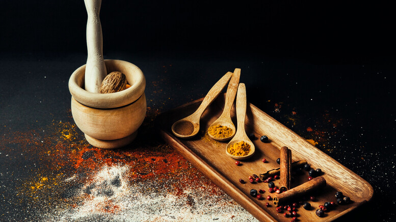 Co zamiast gałki muszkatołowej dodać do beszamelu i pasztetu?