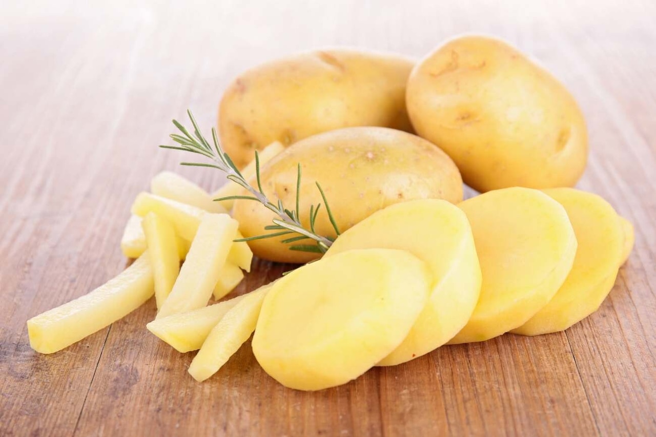 Jak pokroić ziemniaki na frytki?