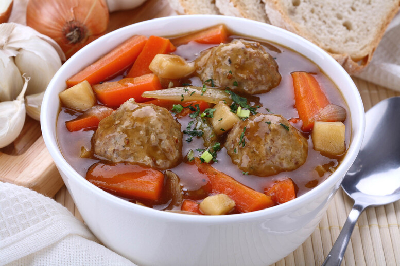 Zupa zbójnicka – przepis. Jak ją przygotować?