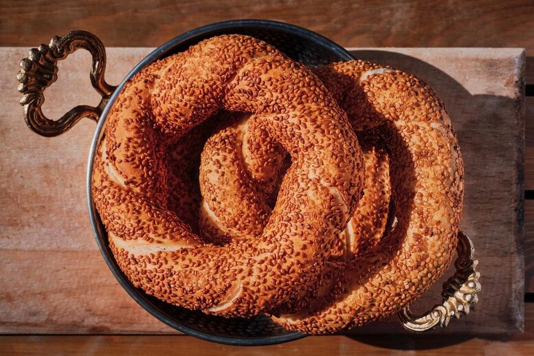 Simit – przepis na tureckie bajgle