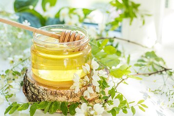 Miód akacjowy