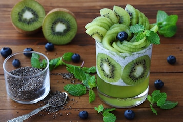 Galaretka z kiwi – jak ją uratować? Dlaczego nie tężeje?