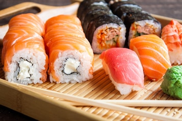 Jak ugotować ryż na sushi?