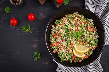 Kasza bulgur – jak gotować? Ile czasu potrzeba, by była gotowa?