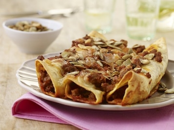 Zawijamy tortille, czyli czym różnią się burrito, chimichunga, qusadilla i inne.