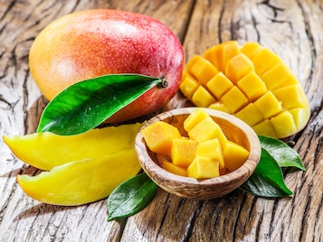 Jak pokroić mango w kostkę, a jak w paski?