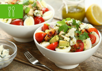 Sałatki z dodatkiem mięsa