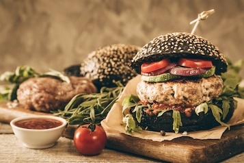 5 kroków, jak przygotować kotlety do burgerów