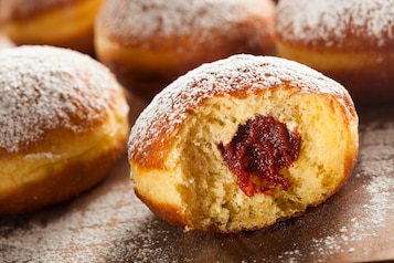 Jak przechowywać pączki po upieczeniu? W czym je trzymać?