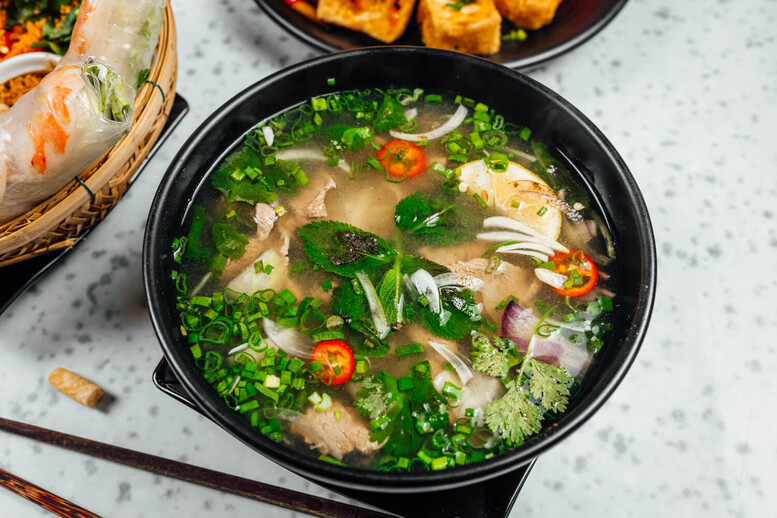 Pho ga – zupa wietnamska. Przepis