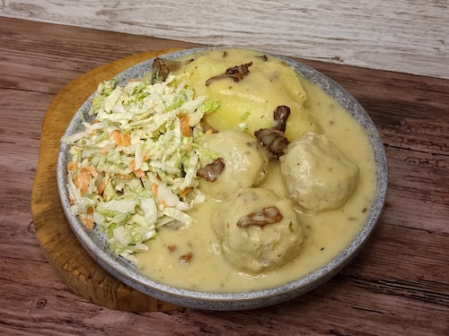 Przepis na Pulpeciki drobiowe w sosie kurkowym Pulpeciki drobiowe w sosie kurkowym