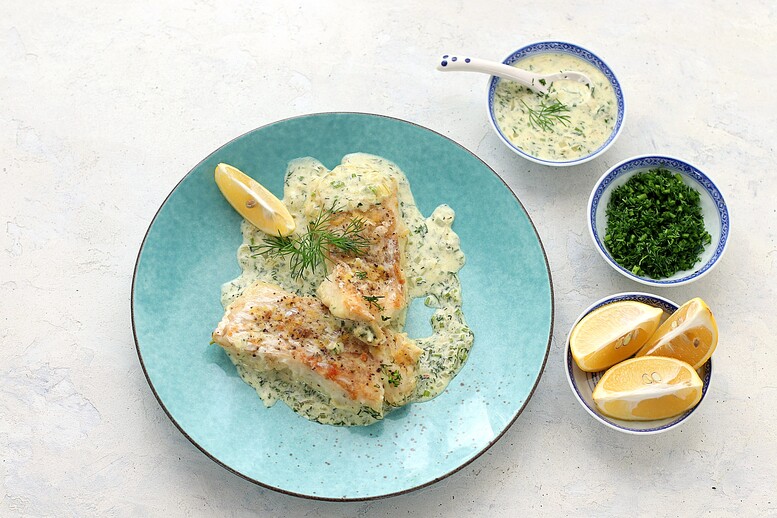 Ryba w sosie koperkowym 