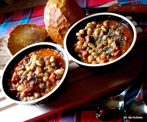 Aromatyczna fasolka duszona