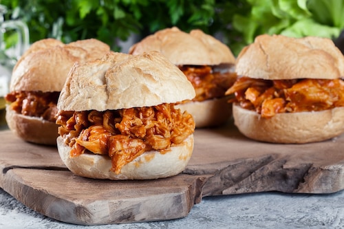 Aromatyczny burger z kurczakiem