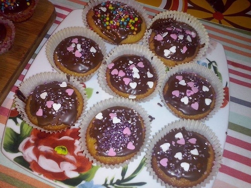 Aromatyczne muffiny pomarańczowo-czekoladowe 