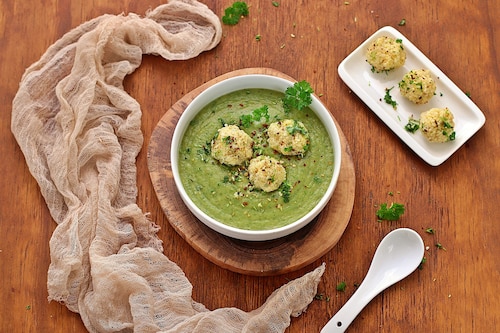 Brokułowy krem z kaszą jaglaną