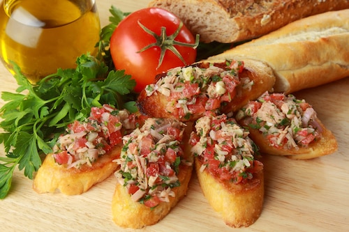 Przepis na Bruschetta z tuńczykiem Bruschetta z tuńczykiem