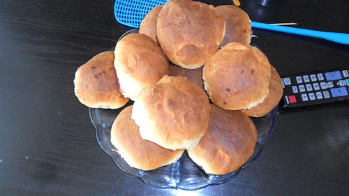 Bułeczki drożdżowe z czekoladą