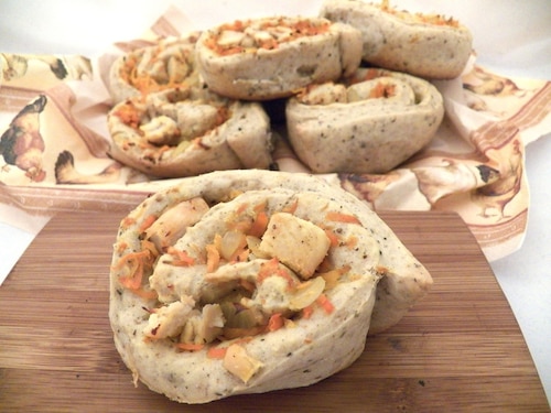 Bułeczki drożdżowe z kurczakiem