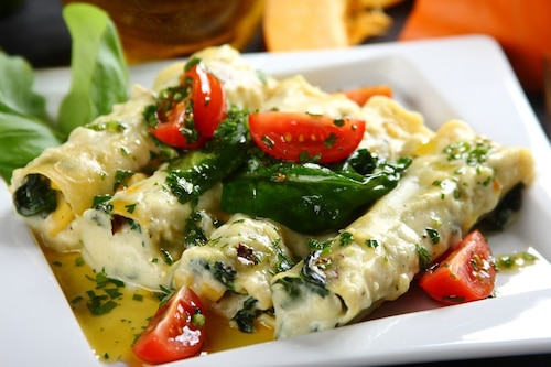 Przepis na Cannelloni z dynią, twarożkiem i szpinakiem   Cannelloni z dynią, twarożkiem i szpinakiem
