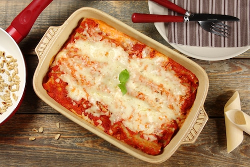 Przepis na Cannelloni z mozzarellą i suszonymi pomidorami Cannelloni z mozzarellą i suszonymi pomidorami