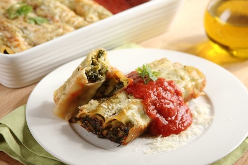 Przepis na Cannelloni ze szpinakiem i serem feta Cannelloni ze szpinakiem i serem feta