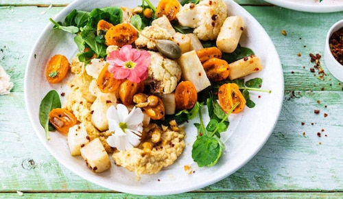 Sałatka pełna warzyw