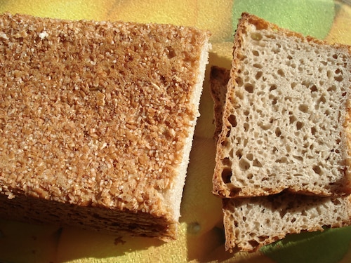 Chleb wiejski z cebulką