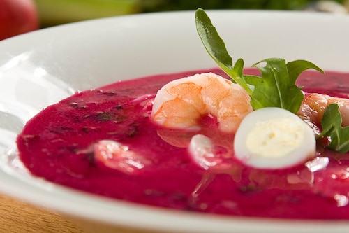 Chłodnik litewski inaczej - z krewetkami