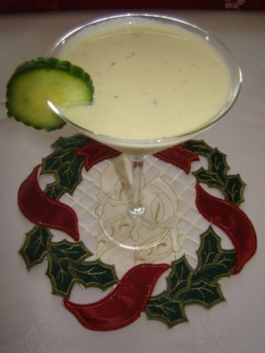 Przepis na Chłodnik ziemniaczano-ogórkowy Chłodnik ziemniaczano-ogórkowy