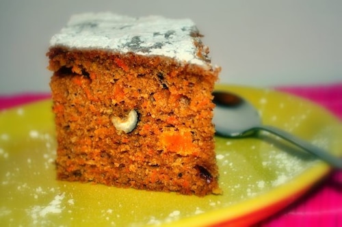 Ciasto marchewkowe z bakaliami