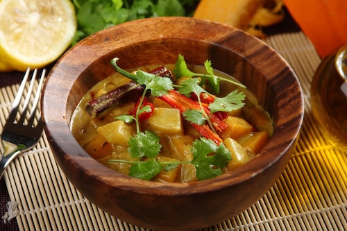 Przepis na Curry ze smażonej dyni i ziemniaków  Curry ze smażonej dyni i ziemniaków