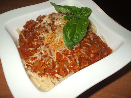 Przepis na Cynamonowe Bolognese Cynamonowe Bolognese