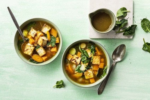 Przepis na Danie pełne warzyw i tofu Danie pełne warzyw i tofu