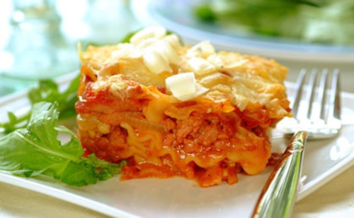 Przepis na Lasagne z boczkiem i parmezanem Lasagne z boczkiem i parmezanem